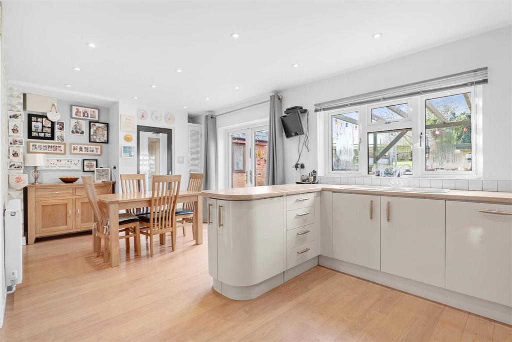 Pitchers Hill, Wickhamford, Evesham 3 bed semidetached house for sale