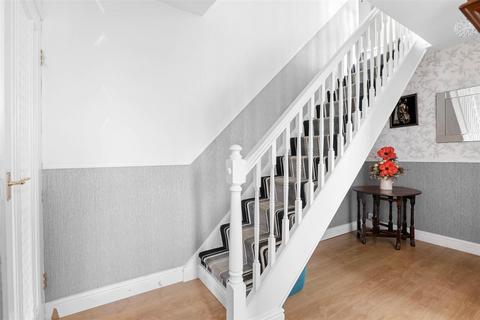 52 Pitchers Hill, Wickhamford, Evesham, WR11 7RT