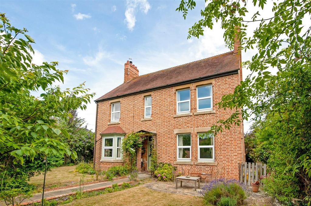 Mill Lane, Aldington, Evesham 3 bed detached house for sale £700,000