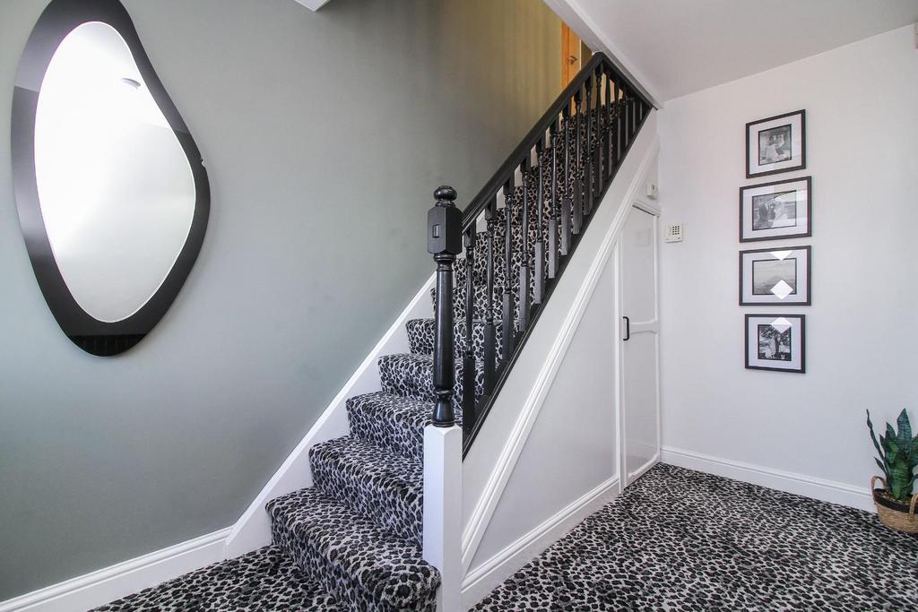 Tillmouth Avenue, Holywell, Whitley Bay 4 bed semidetached house £