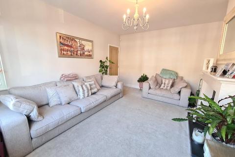 14 Westcroft Road, Carshalton, SM5 2TG