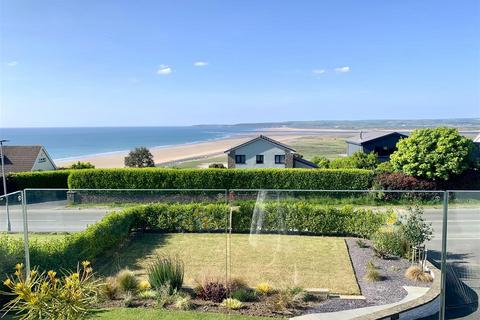 95 Bay View Road, Northam, Bideford, EX39 1BJ