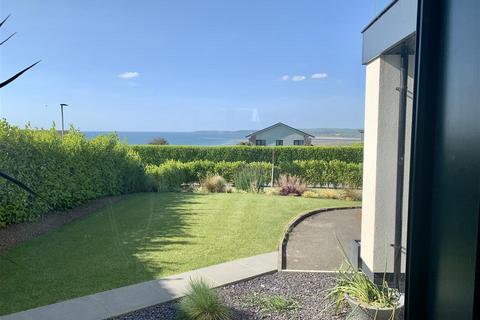 95 Bay View Road, Northam, Bideford, EX39 1BJ