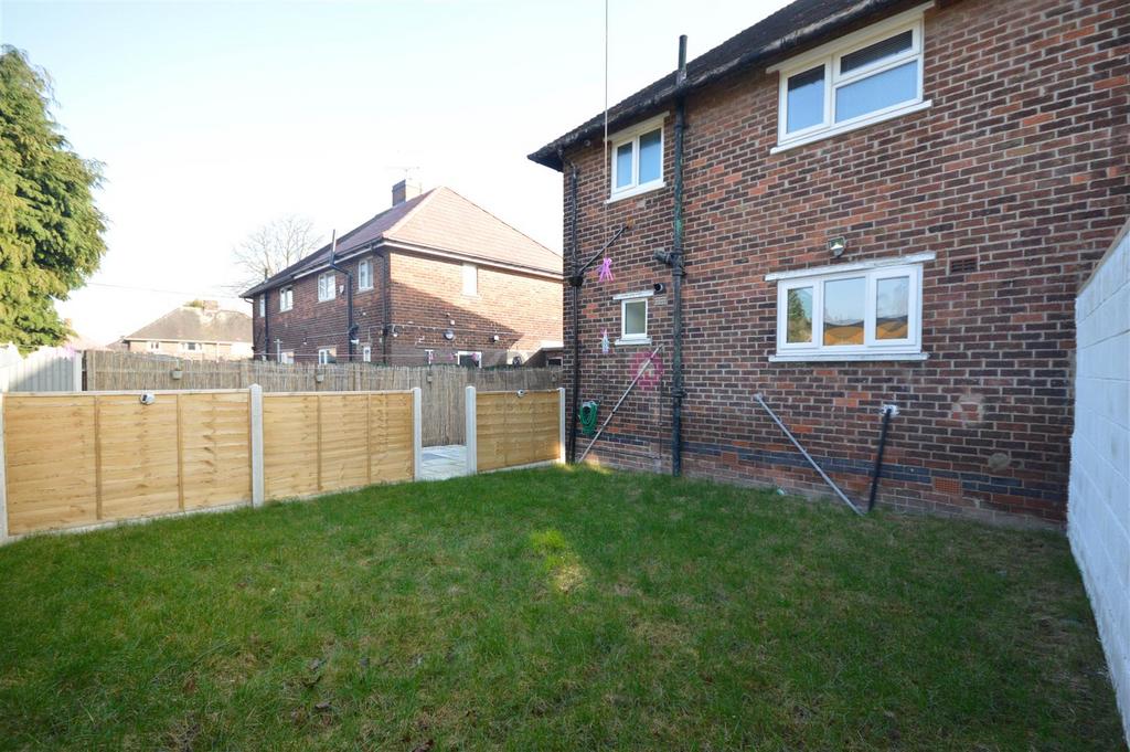 Stradbroke Drive, Sheffield, S13 3 bed semidetached house £185,000