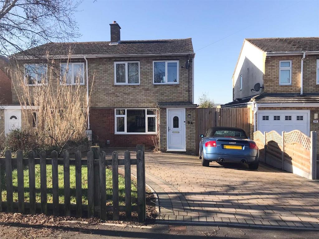 Swinburne Avenue, Hitchin 3 bed house for sale £425,000