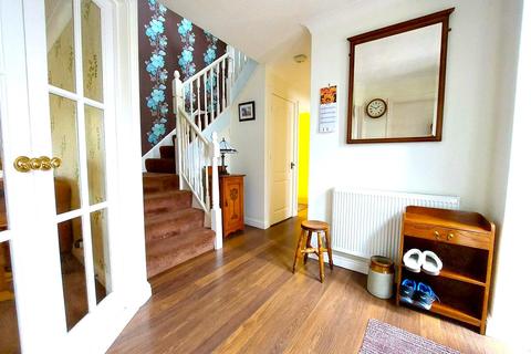 36 Cheyne Garth, Hornsea, HU18 1BF