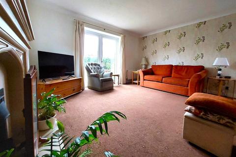 36 Cheyne Garth, Hornsea, HU18 1BF