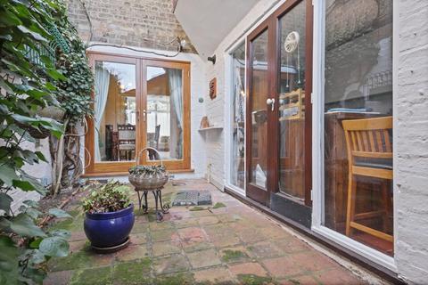 26 Ferry Path, Cambridge, CB4 1HB