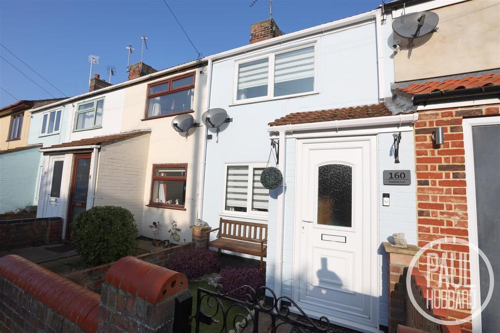 Pakefield Street, Pakefield, NR33 2 bed terraced house for sale £180,000