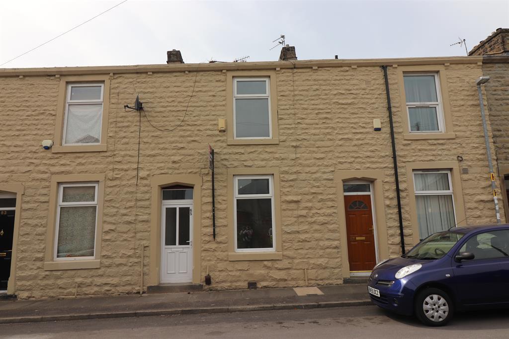 Spring Street, Rishton, Blackburn... 3 bed terraced house £525 pcm (£121 pw)