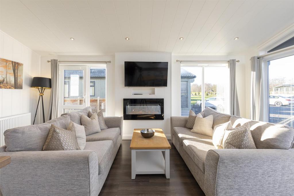 Show Lodge Internal