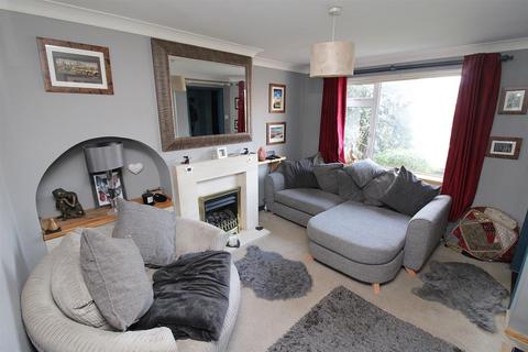 49 West Belvedere, Danbury, Chelmsford, CM3 4RF