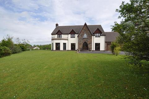 5 bedroom detached house for sale, 9 Caeffynnon, Drefach, Llanelli