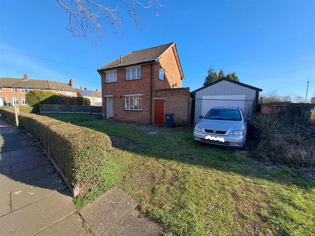 Mapledene Road, Sheldon, Birmingham 3 bed semidetached house £240,000