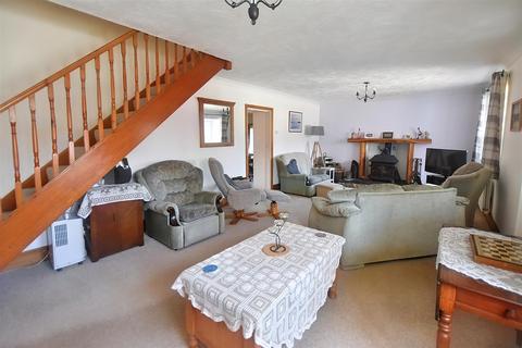 4 bedroom detached house for sale, Knightson Lake Farmhouse, New Hedges, Tenby