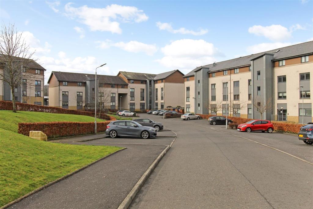 Millview Crescent, Johnstone 2 bed flat £120,000