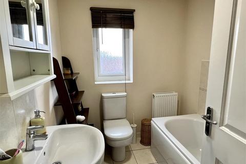 20 Bow Bridge Close, Market Weighton, York, YO43 3FH