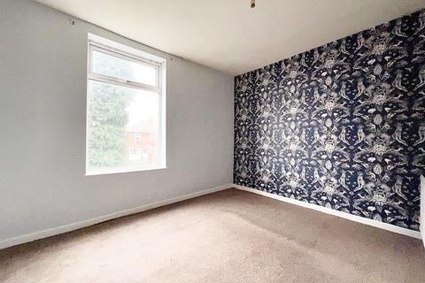 8 Dove Hill, Royston, Barnsley, S71 4BX
