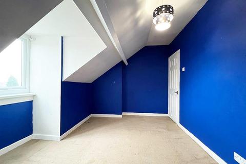 8 Dove Hill, Royston, Barnsley, S71 4BX