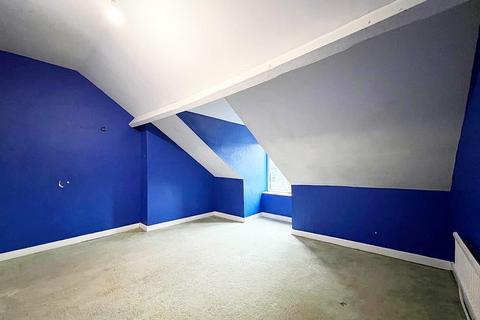 8 Dove Hill, Royston, Barnsley, S71 4BX
