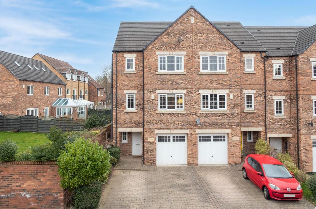 Principal Rise, Dringhouses, York 4 bed end of terrace house £475,000