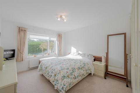 6 Alderlea Close, Stourbridge, DY8 2LA