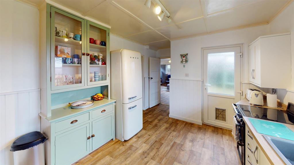 Inglestone-Bullen-Road-Kitchen.jpg
