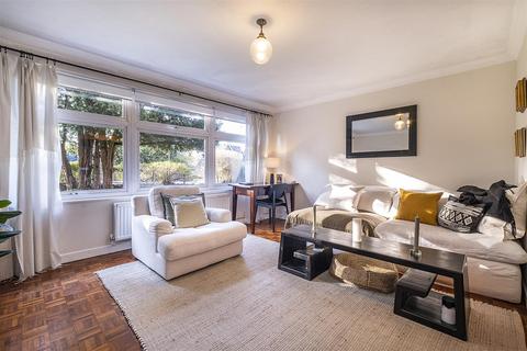 2 bedroom flat for sale - Downs Hill Road, Epsom