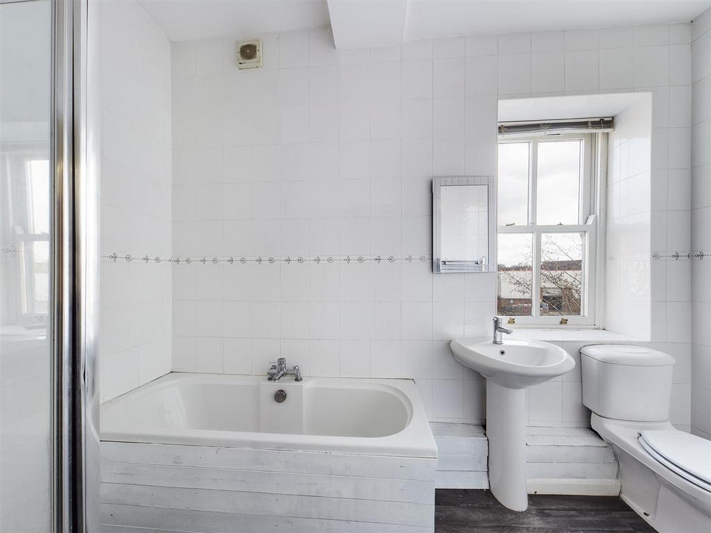 Family bathroom