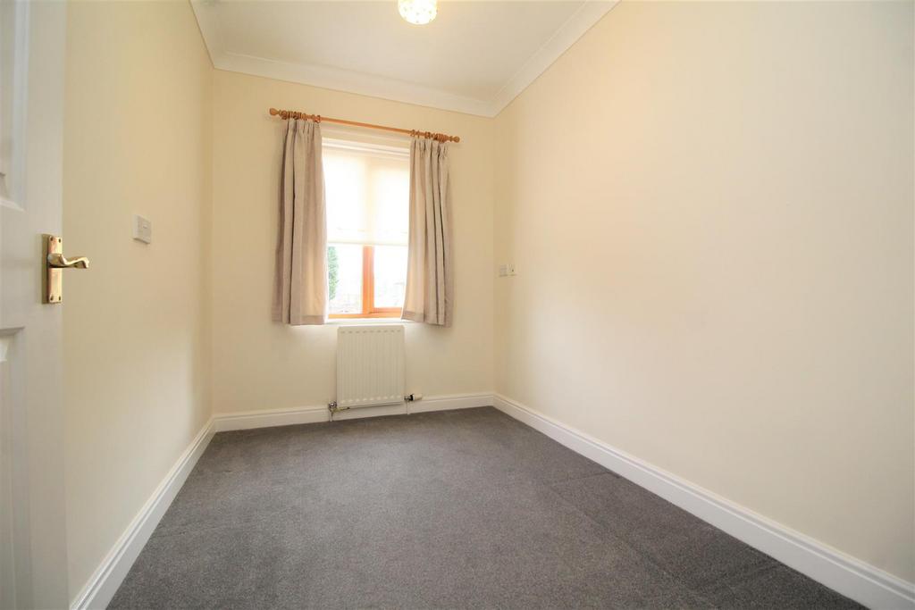 Bedroom 2 .jpg