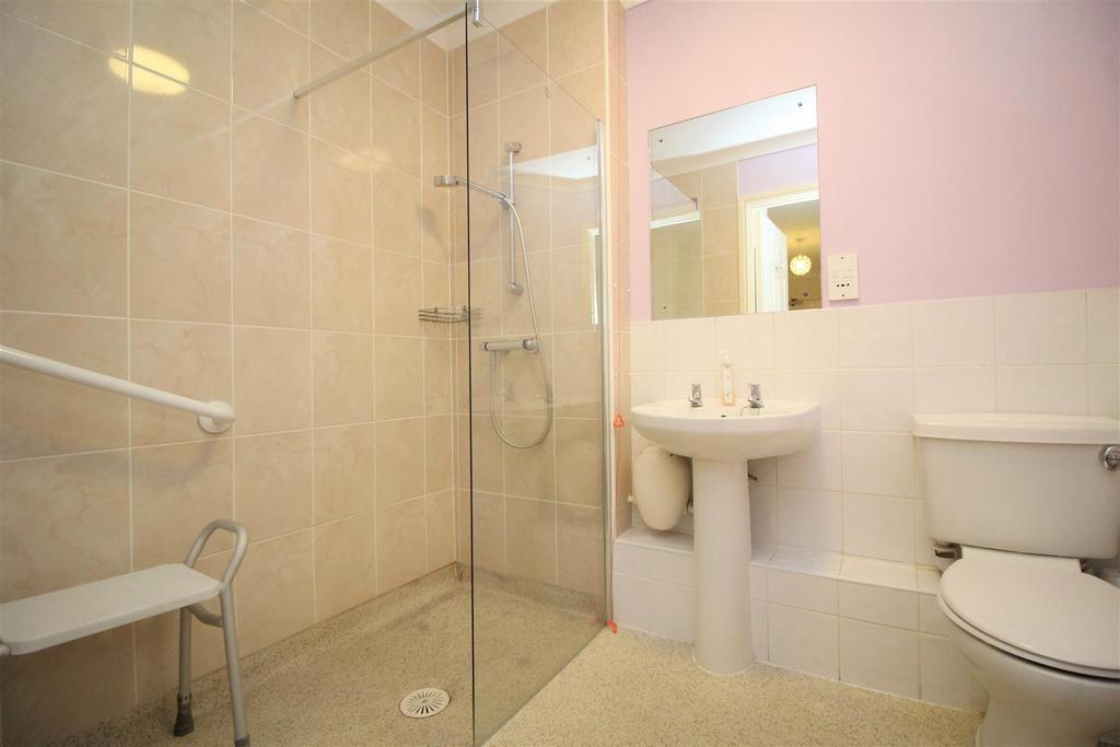 Shower room .jpg