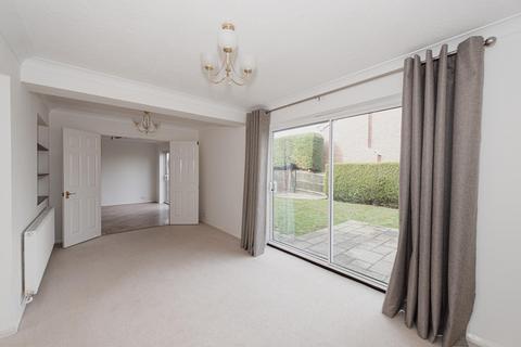 9 Windmill Close, Epsom, KT17 3AL