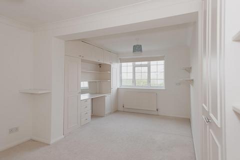 9 Windmill Close, Epsom, KT17 3AL