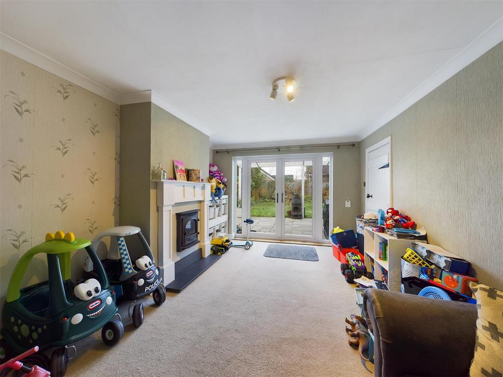 CAM00419 P1-PR0278-STILL28.jpg