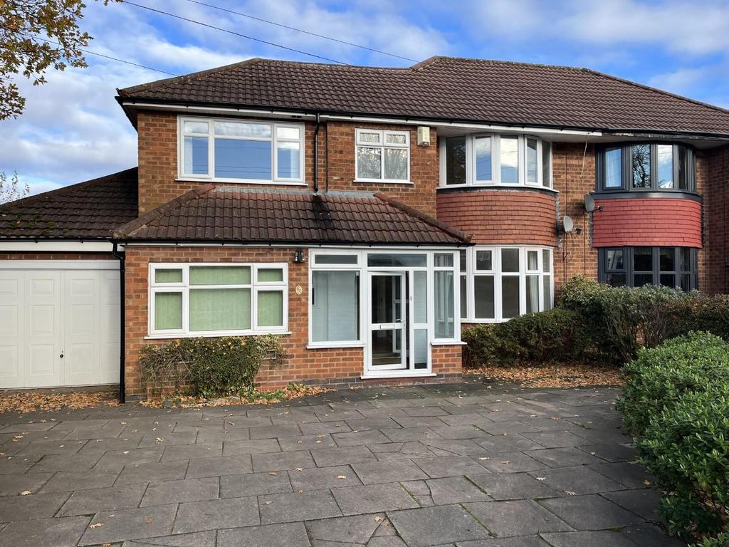 Thurlston Avenue, Solihull 4 bed semidetached house £1,600 pcm (£369 pw)