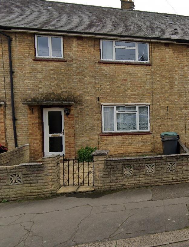Farrant Avenue, Wood Green, LONDON 3 bed detached house £2,150 pcm (£496 pw)