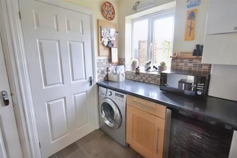 25 Glenfields Road, Haverfordwest, SA61 1EB