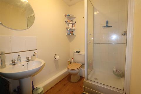 2 bedroom apartment for sale, Squires Grove, Willenhall