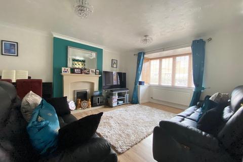 25 Breezehill, Wootton, Northampton, NN4 6AG
