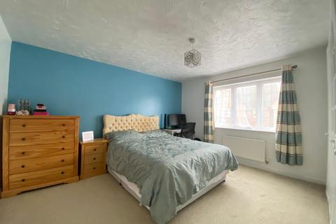 25 Breezehill, Wootton, Northampton, NN4 6AG