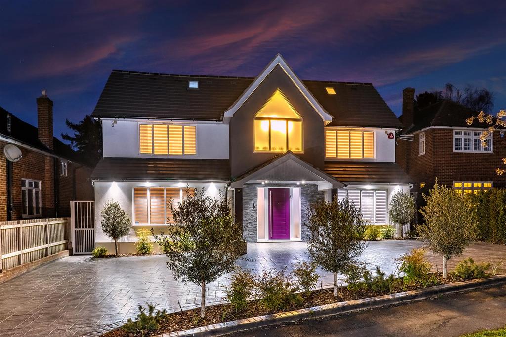Newberries Avenue, Radlett 5 bed detached house for sale £2,450,000
