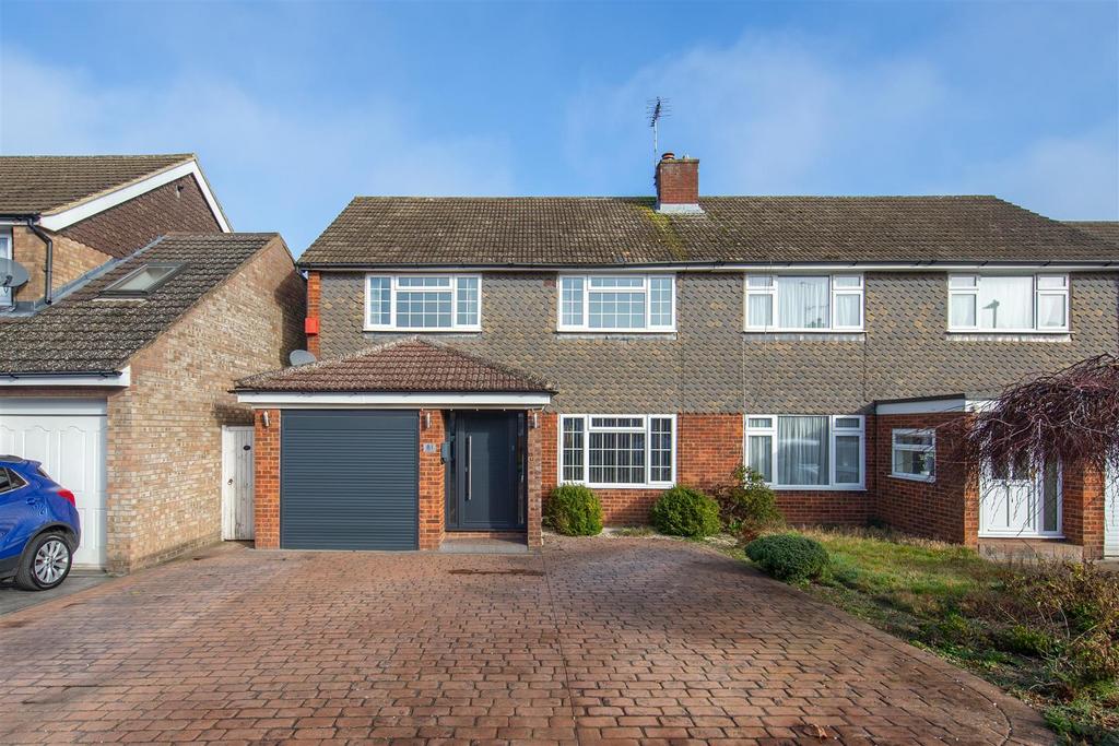 Lowther Road, Dunstable, Bedfordshire 3 bed semidetached house £465,000