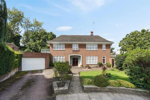 6 bedroom detached house for sale, Winnington Close, N2