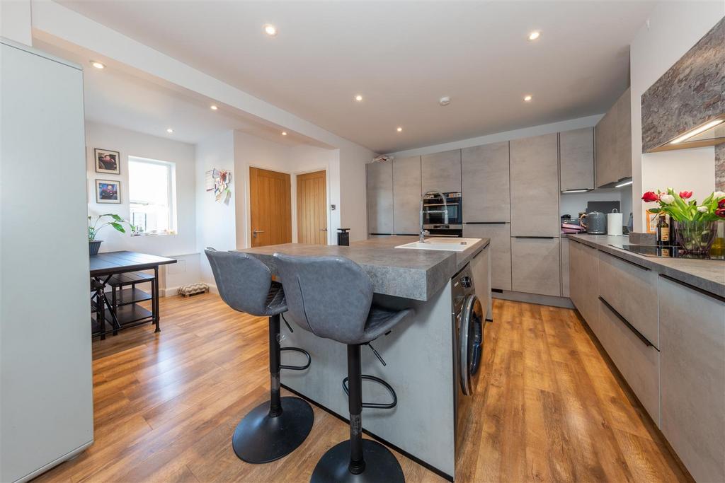 Refitted Kitchen/Dining Room