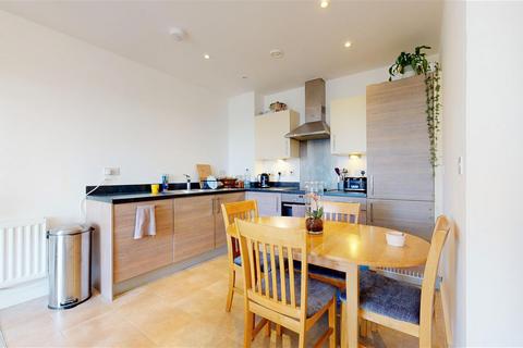 1 bedroom apartment for sale - Paget Road, Penarth