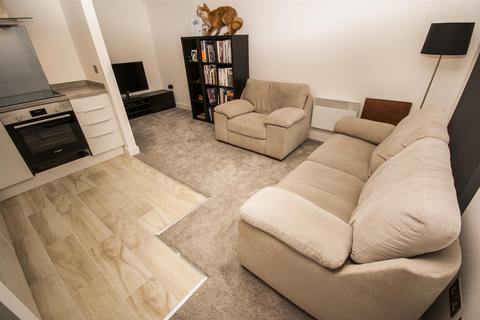 2 bedroom apartment for sale - 1 Foxley Way, Oldham