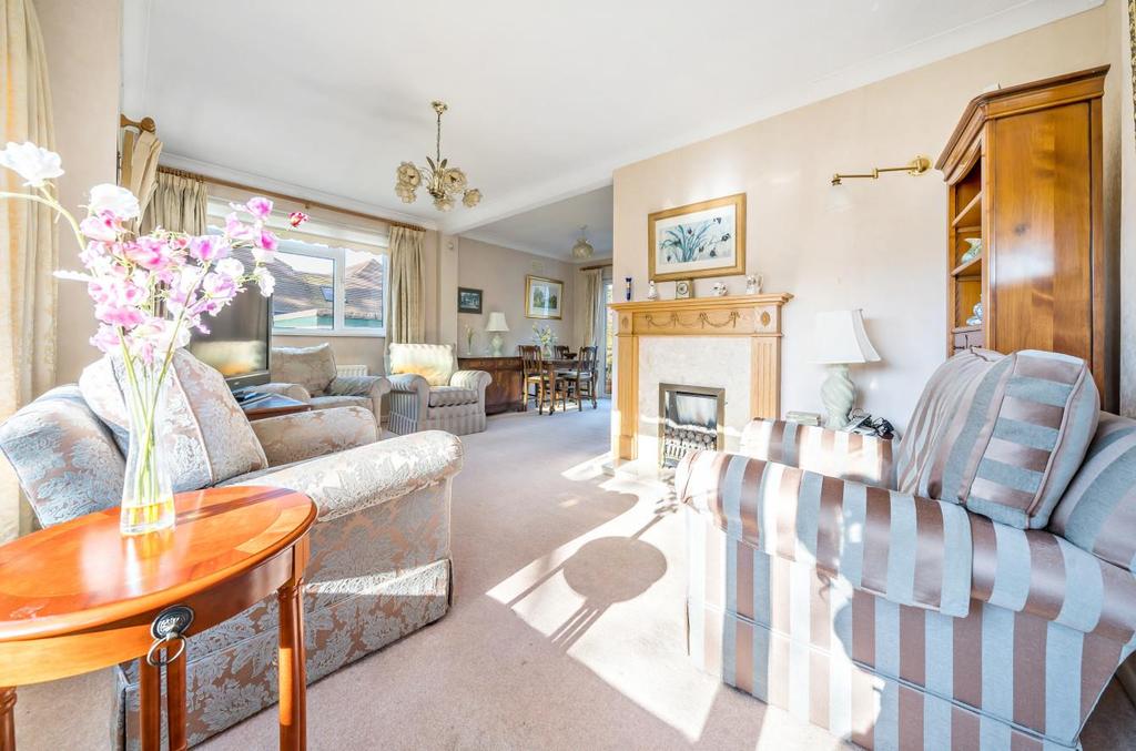 Brownhill Road, Chandler's Ford 2 bed detached bungalow £595,000