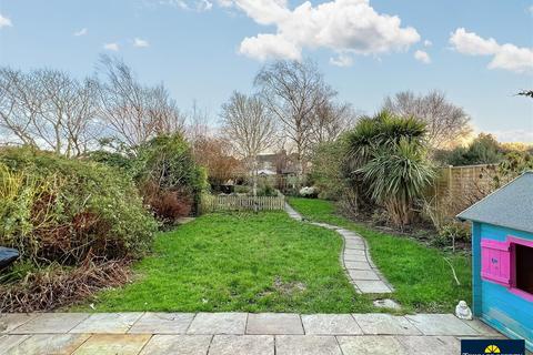 34 Anderida Road, Eastbourne, BN22 0PU