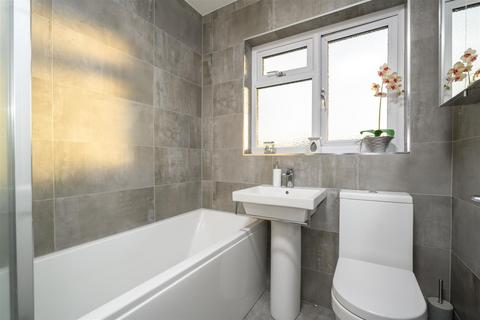 17 Beechcroft Road, Chessington, KT9 1RL