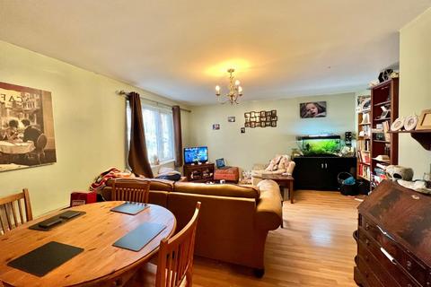 59 Balfour Close, Northampton, NN2 6LL